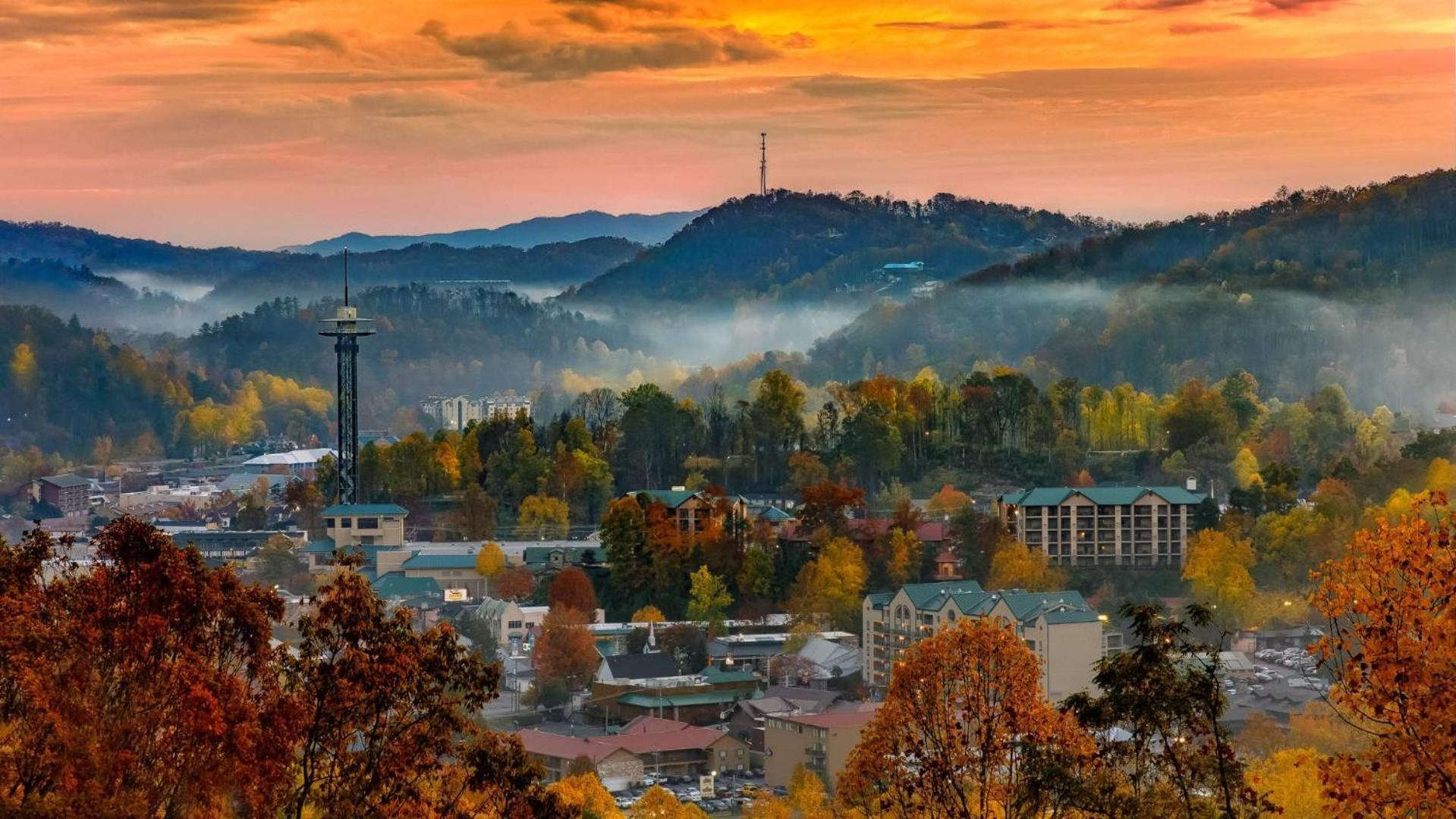 Little Smoky Retreat , 3 Bedroom , Close To Downtown Gatlinburg And Pigeon Forge エクステリア 写真